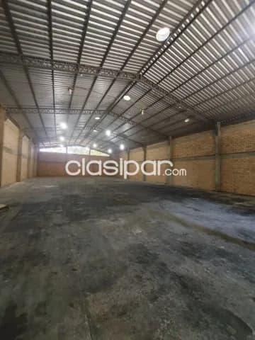 Tinglado en Mariano Roque Alonso — foto 2