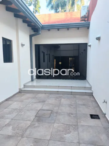 Tríplex en Asunción, Barrio Ycua Sati — foto 4