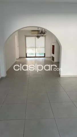 Bo. Herrera, prox. Goethe, s. Cristobal: Muy confortable, 3 suites, jardín, piscina — foto 3