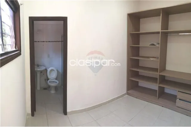 hermoso duplex en barrio residencial Mburucuyá — foto 5