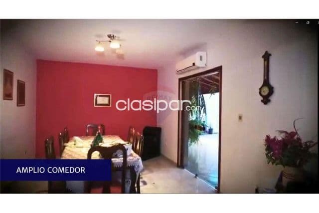 AMPLIA casa en Villa Adela zona BOULEVARD