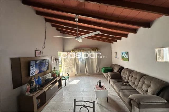 Terreno con casa con 3 hab, estacionamiento s/asfaltado ybyturusu cerca del cit, foto 4