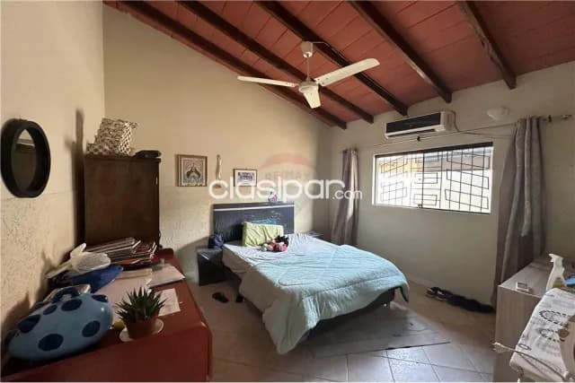 Terreno con casa con 3 hab, estacionamiento s/asfaltado ybyturusu cerca del cit, foto 5
