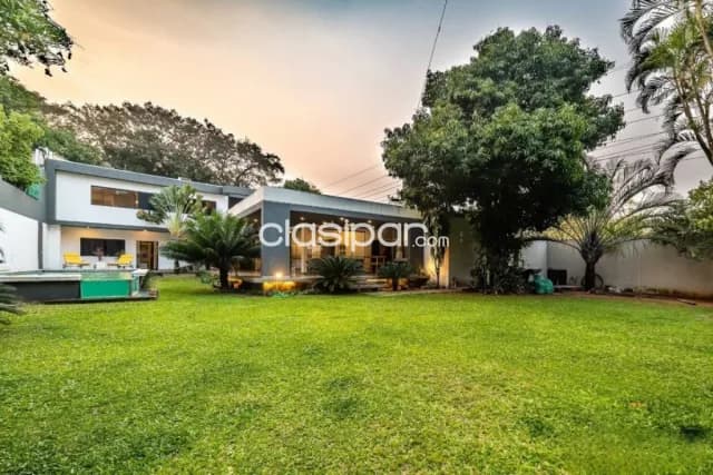 En venta casa de arquitectura minimalista -barrio mbocayaty- asuncion — foto 3