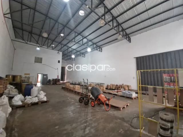 Tinglado/deposito c/oficinas en Fernando de la Mora norte cod v0293, foto 4