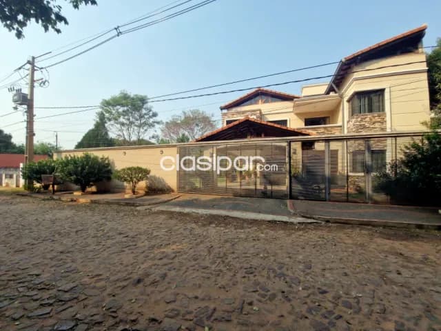 Casa de 5 dormitorios c/piscina Fernando de la Mora norte cod v0294 — foto 2
