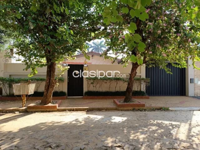 Casa amoblada en Luque barrio laurelty cod 4251 — foto 2
