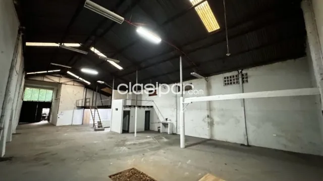 Prox. Emergencias medicas: Oportunidad!! Deposito industrial p/ multiuso, 250 m2, foto 2