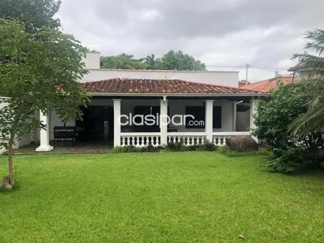 Casa en bo. Mburucuya, toda en planta baja, foto 2