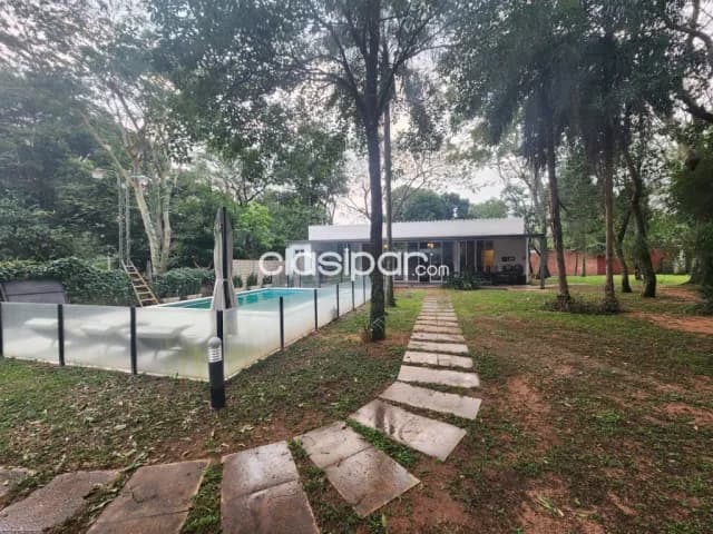 Casa de 4 Dormitorios en San Bernardino, Zona Casco Antiguo - LHO6371802 — foto 2