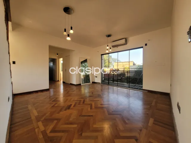 Las Mercedes alquilar / venta: Confortable residencia, 3 a 5 dormit, quincho, piscina, foto 3