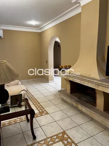 Sma Trinidad: Elegante residencia, amplia recepción, escritorio, 5 dormit, jardín, piscina, foto 4