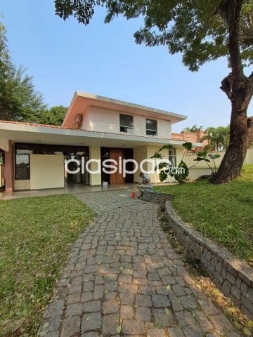 Z/ c. Centenario, eldorado: Importante residencia, 5 dormit, totalamente climatizado