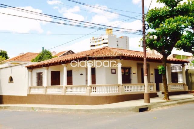 Importante casona ideal p/ consultorio, empresariales, restaurante, cafetería, etc, foto 1