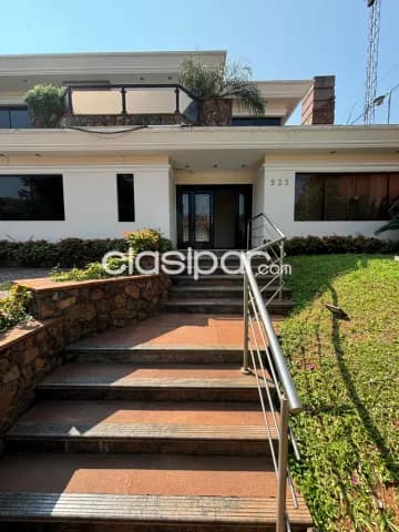 Villa Morra, Recoleta: Importante residencia, 4 suites, escritorio, amplia recepcion, foto 2
