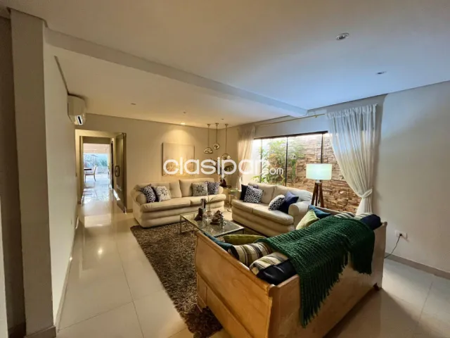 Prox. C. Centenario, Recoleta: Elegante residencia, 5 dormit, ambientes amplios, jardín, foto 3