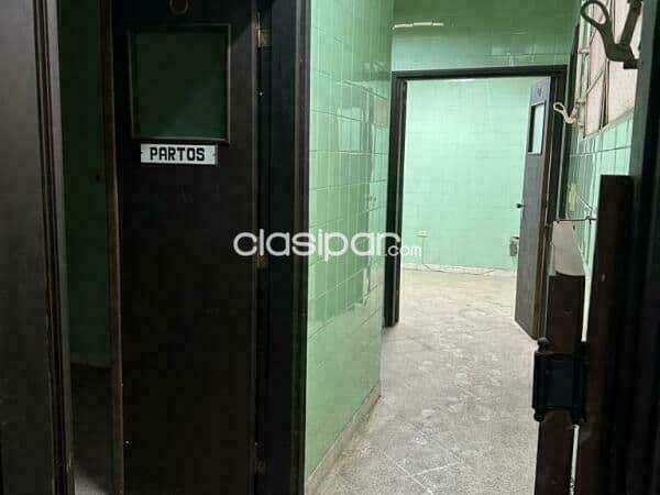 Casa en venta, zona club cerro porteño, 5 dormitorios