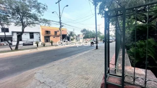 Propiedad sobre artigas c/ gral santos — foto 3