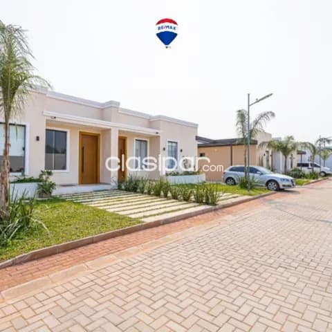 EN VENTA casa de 2 plantas CON PISCINA — foto 4