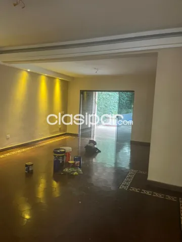 Prox. C. Centenario, león condou: 300 m2, hermosa residencia en pb, jardín, piscina, 3 dor — foto 3
