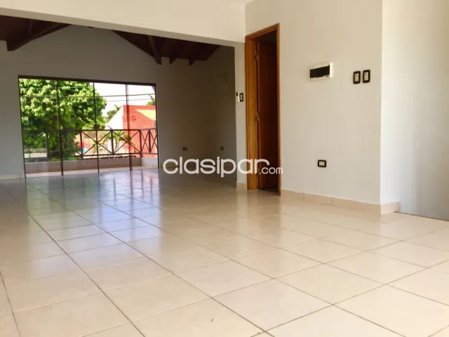 Carmelitas, Manorá: 280m2, muy confortable, 4 dormit, jardín, piscina, 11.500.000 gs, foto 4