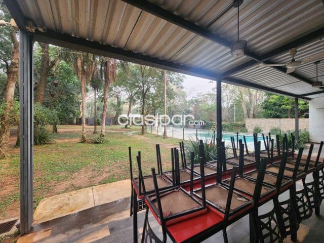 Casa en venta a pasos del casco antiguo en San Bernardino