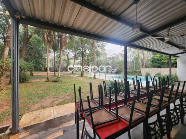 Casa en venta a pasos del casco antiguo en San Bernardino — foto 2