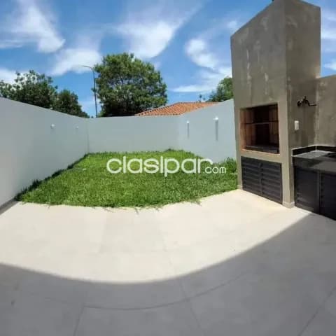 Duplex con pequeño patio 📍 Luque zona isla bogado — foto 5