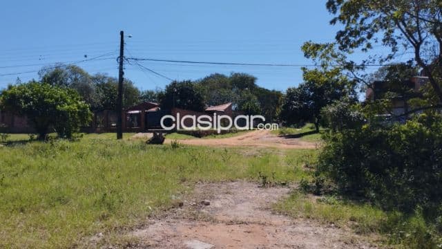 Terreno en Luque barrio mora cue cod 4598