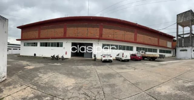 Prox. Ips, molas lópez: Deposito industrial en alquiler, 1.500 m2, p/ usos varios, foto 3