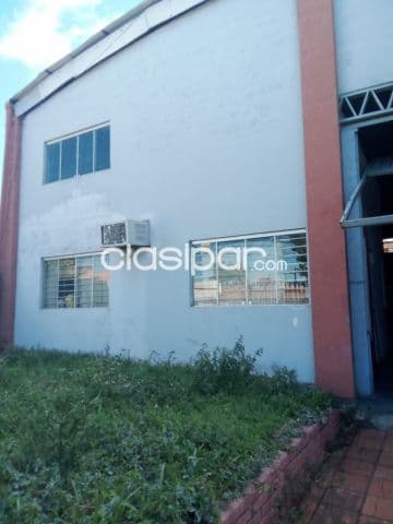 S. Vicente, el pueblo: 430 m2 p/ depositos, distribuidoras, etc, 7.500.000 gs — foto 1