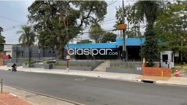 S/ avda. España: 1.200 m2, importante showroom, ventas + oficinas, p/ grandes empresas — foto 2