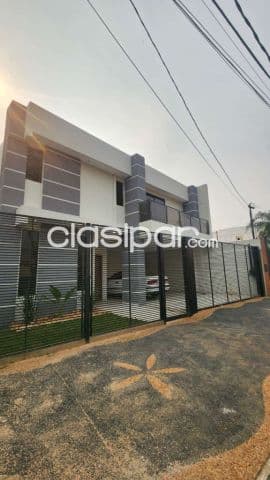 Lambaré, ita enramada, costanera: Elegante casa 5, dormit, jardín, quincho, piscina