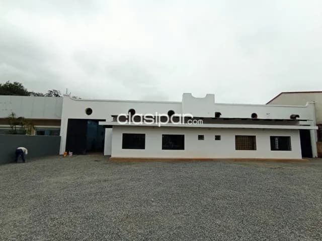 Capiata, aratirí, s/ ruta: Importante deposito, 850 m2, + oficinas + amplio parking, foto 2