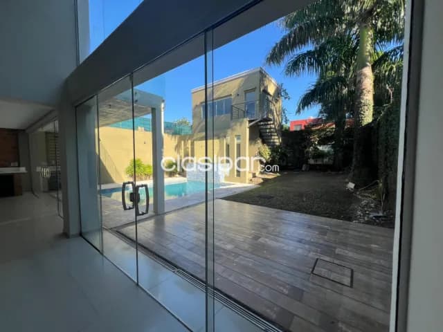 Bo. Salvador del mundo, la Trinidad IV: Elegante, gran recepcion, 4 suites, jardín, foto 5