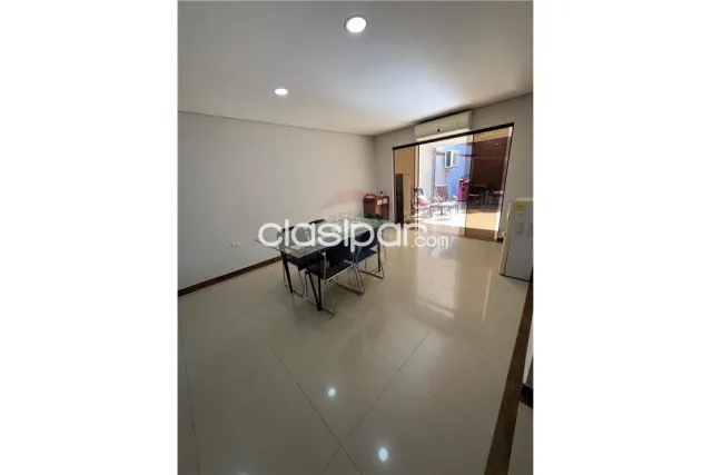 Amplio y confortable dúplex en laurelty San Lorenzo — foto 4