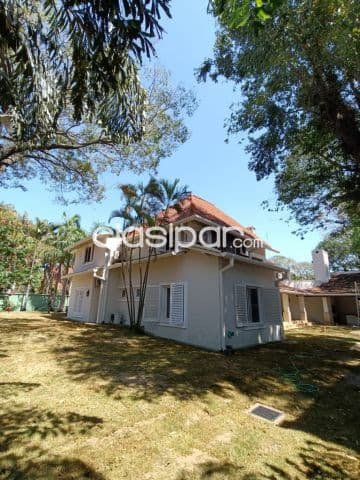 amplia casa de 5 habitaciones zona embajada americana, mariscal López