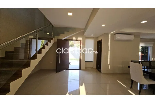 Casa con piscina en asuncion zona felicidad, foto 4