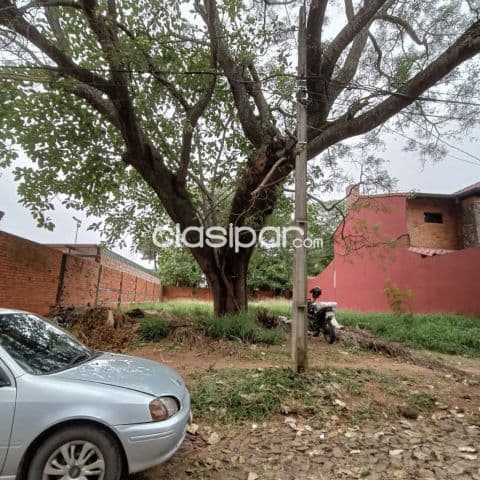 terreno de 360 m2 en Fernando de la Mora zona norte