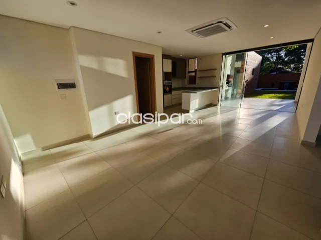 Luque - cuarto barrio: Verdadero lujo! Duplex a estrenar, 3 dormit, quincho, piscina, foto 3
