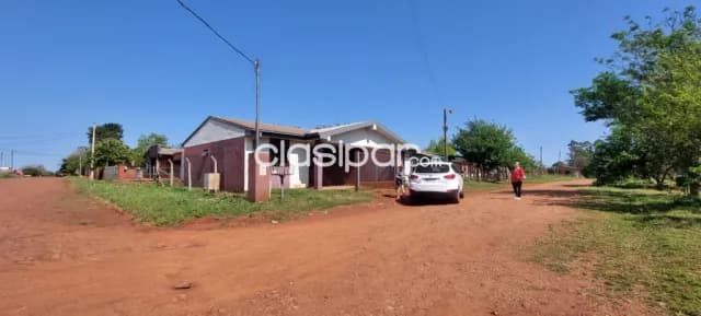 4 casas juntas en el barrio Obrero de Hohenau: 8 habitaciones y 4 baños, foto 2