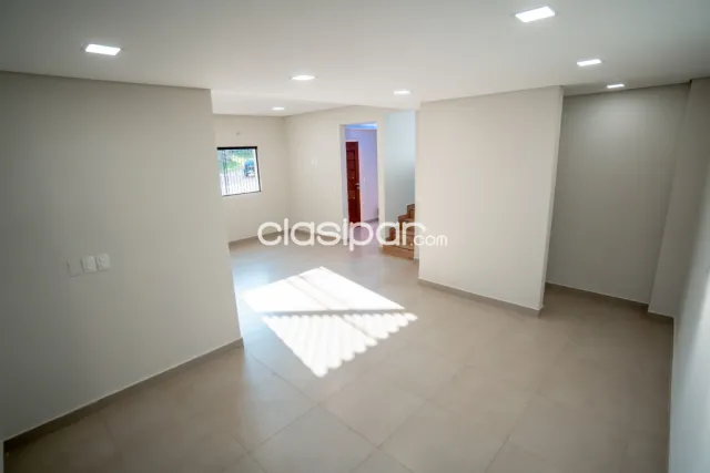 Hermosa casa estilo toscano, en Lambaré 🔝🔝, foto 3