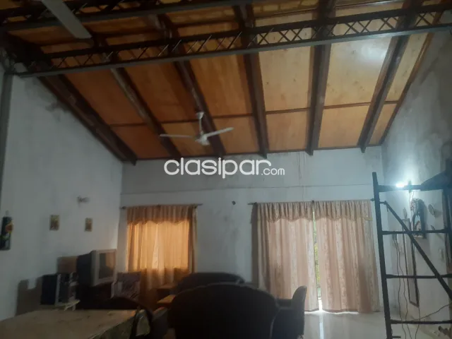 Casa familiar, con patio y jardin a 800 mts de la ruta jose felix estigarribia en caacupe — foto 3