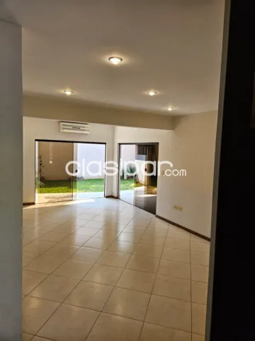 Ykua satí, goethe: Elegante casa duplex, 3 dormit, jardín, quincho, alta seguridad, foto 3