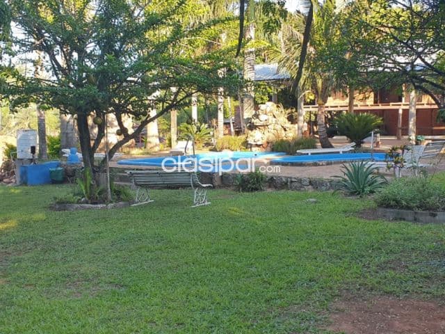 Casa Quinta en Areguá sobre Ruta Pavimentada - 3 Ha