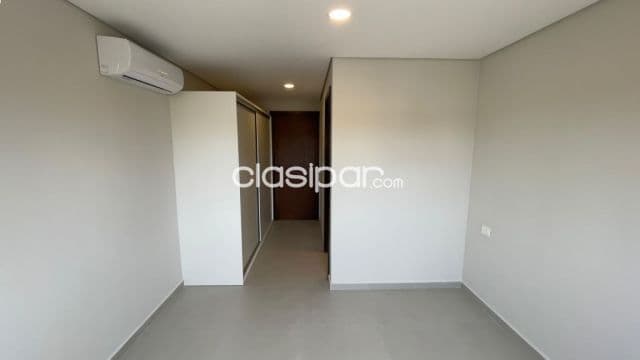 Amplio departamento en barrio los laureles 2do piso