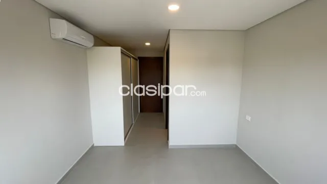 Amplio departamento en barrio los laureles 2do piso — foto 2