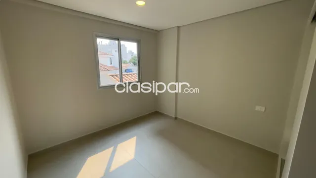 Amplio departamento en barrio los laureles 2do piso — foto 5
