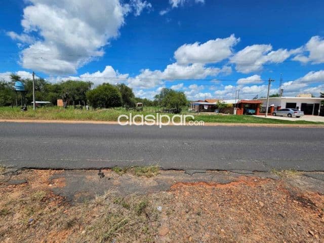 En venta en jose falcon sobre ruta en chacoi