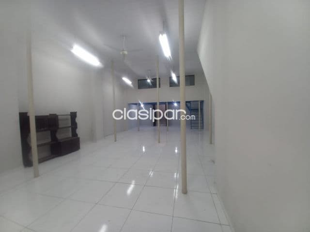 Salon comercial en asuncion centro cod 4787